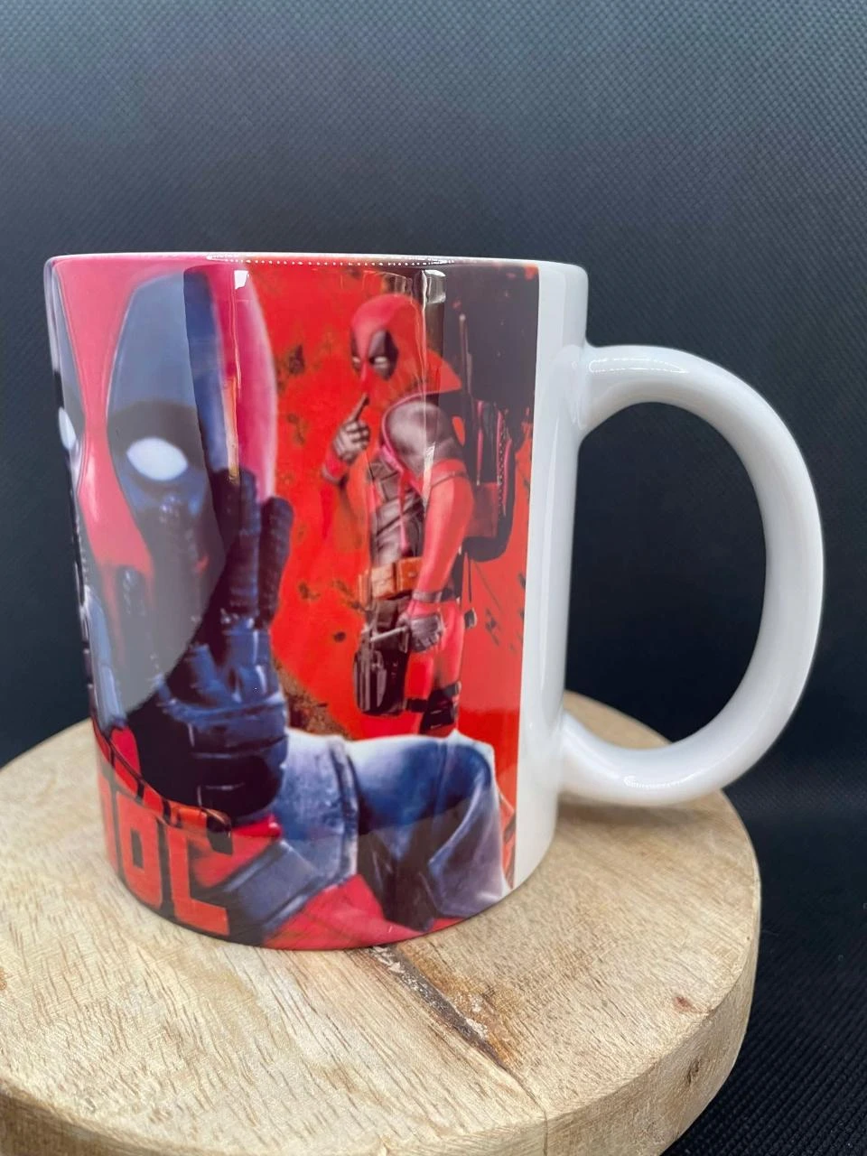 ☕ Caneca de Cerâmica – Deadpool ❤️🖤 – photo 3